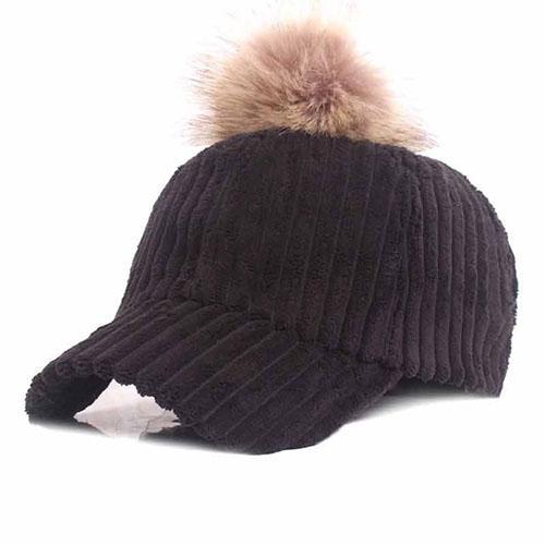 Impressive Women Pom-Pom Cap, black