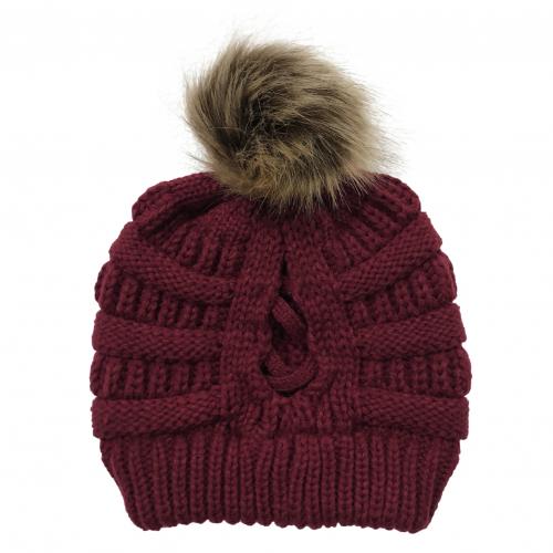 Pompon-Pferdeschwanz-Mütze, -35% + Versandkostenfrei