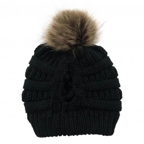 Pompon-Pferdeschwanz-Mütze, -35% + Versandkostenfrei