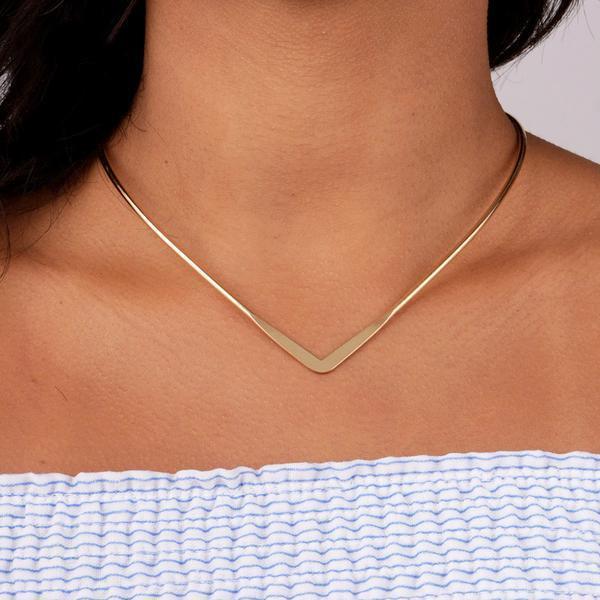 Gold V choker necklace
