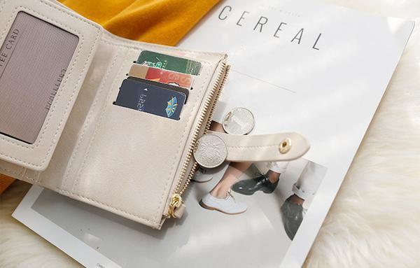 Mini wallet with zipper coins compartment