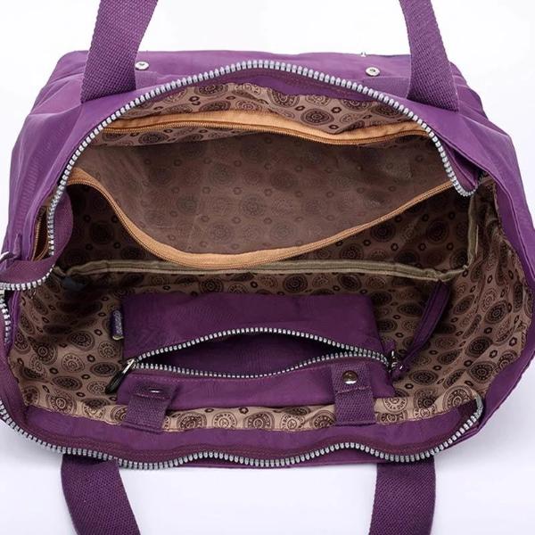 Multiple compartmnt weekender bag